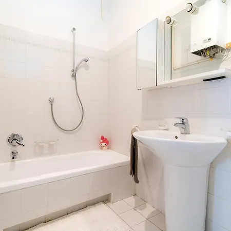 Center - The House Of Travelers Apartman Como