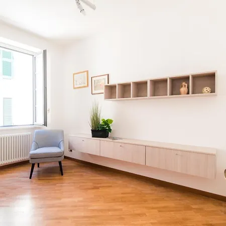 Center - The House Of Travelers Apartman Como