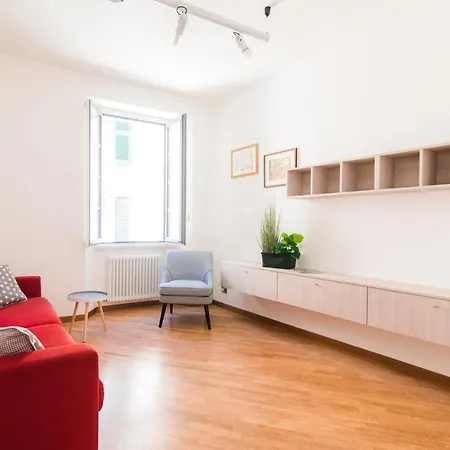 Center - The House Of Travelers Apartman *